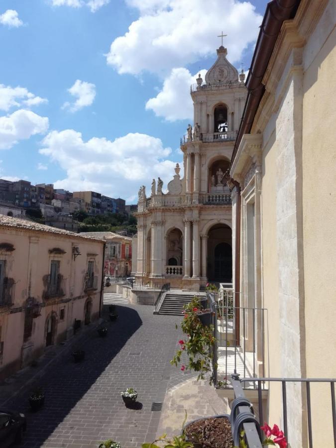 Bed and Breakfast Casa Dei Giurati Palazzolo Acreide Exterior foto