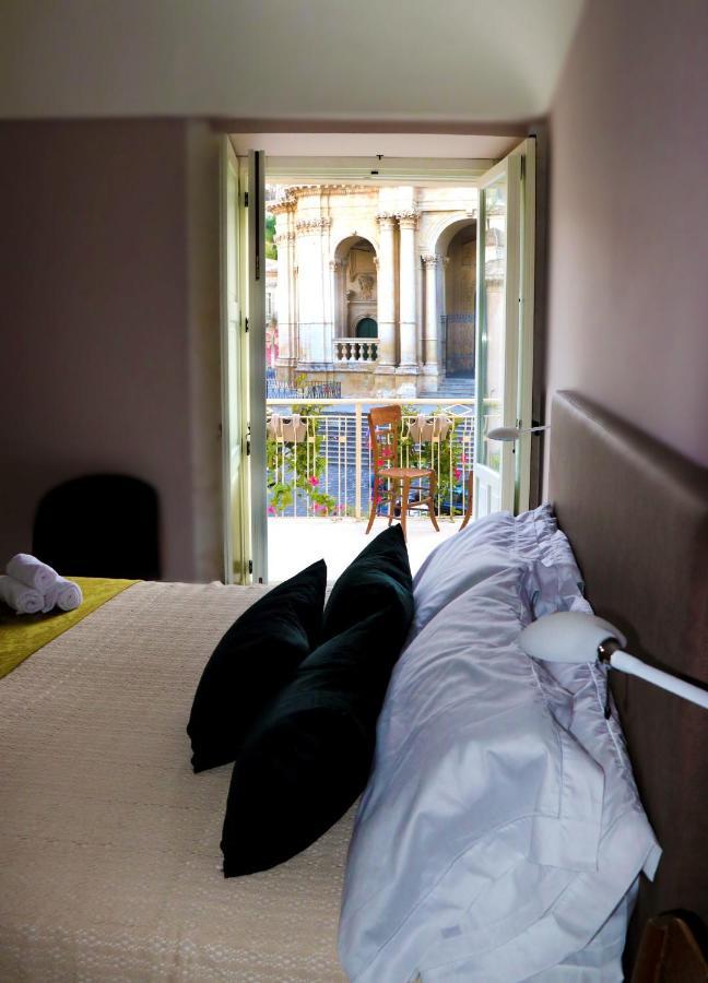 Bed and Breakfast Casa Dei Giurati Palazzolo Acreide Exterior foto